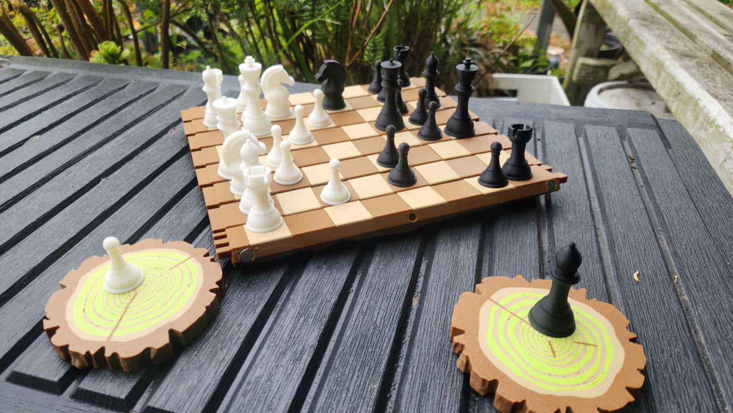 Roll up Forest Chess Set