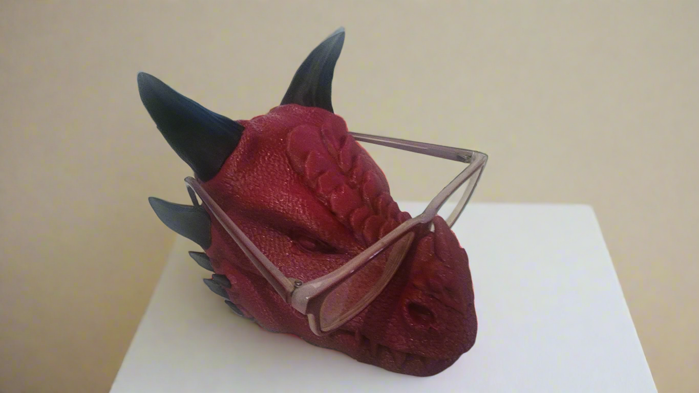 Dragon glasses holder