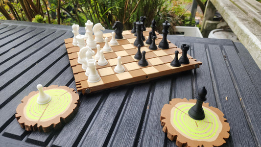 Roll up Forest Chess Set