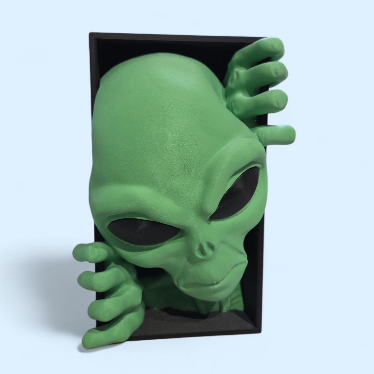 Alien booknook